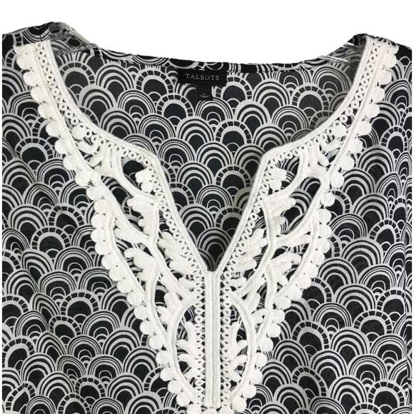 Talbots Tunic Top Womens Size Large Black Geometric Lace V-Neck Long Sleeve - Picture 3 of 8